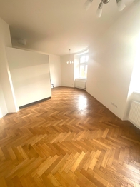 Pronájem bytu 3+kk v osobním vlastnictví 70 m², Praha 4 - Nusle