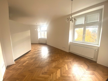 Pronájem bytu 3+kk v osobním vlastnictví 70 m², Praha 4 - Nusle