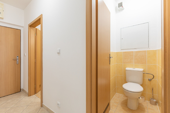 Pronájem bytu 1+kk v osobním vlastnictví 28 m², Praha 4 - Kunratice