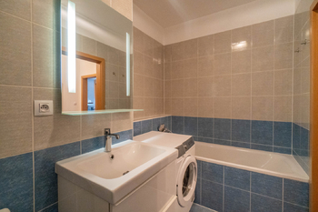 Pronájem bytu 2+kk v osobním vlastnictví 56 m², Praha 9 - Vysočany
