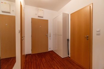 Pronájem bytu 2+kk v osobním vlastnictví 56 m², Praha 9 - Vysočany