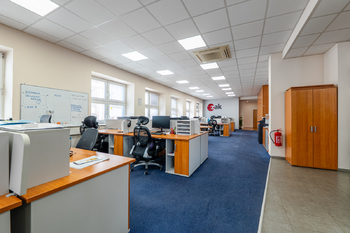 Pronájem kancelářských prostor 563 m², Plzeň