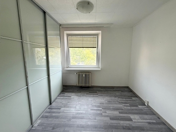 Pokoj 2 - Prodej bytu 3+1 v osobním vlastnictví 78 m², Ústí nad Labem