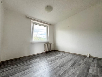 Pokoj - Prodej bytu 3+1 v osobním vlastnictví 78 m², Ústí nad Labem