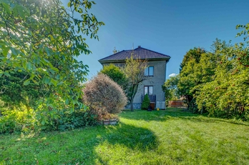 Prodej domu 300 m², Uhlířské Janovice