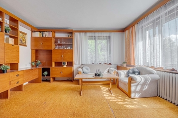 Prodej domu 300 m², Uhlířské Janovice