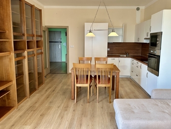 Prodej bytu 2+kk v osobním vlastnictví 59 m², Mariánské Lázně