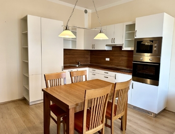 Prodej bytu 2+kk v osobním vlastnictví 59 m², Mariánské Lázně