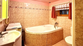 koupelna - Prodej chaty / chalupy 160 m², Sobkovice