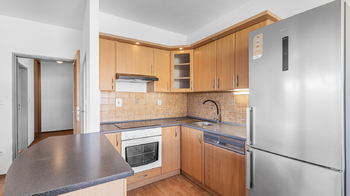 Kuchyňská linka se spotřebiči - Pronájem bytu 2+kk v osobním vlastnictví 55 m², Říčany