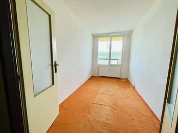 Prodej bytu 3+1 v osobním vlastnictví 72 m², Chomutov