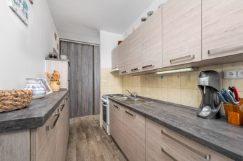 Kuchyň - Prodej bytu 3+1 v osobním vlastnictví 78 m², České Budějovice