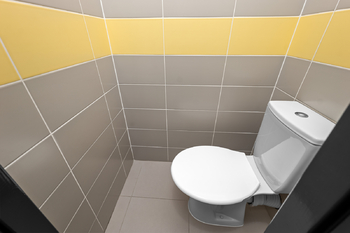 WC - Prodej bytu 3+1 v osobním vlastnictví 78 m², České Budějovice