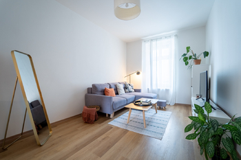Prodej bytu 2+1 v osobním vlastnictví 62 m², Praha 8 - Karlín