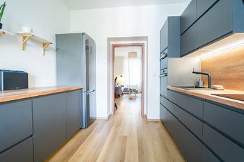 Prodej bytu 2+1 v osobním vlastnictví 62 m², Praha 8 - Karlín