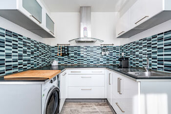 kuchyňská linka - Pronájem bytu 1+1 v osobním vlastnictví 35 m², Neratovice