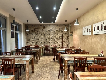 Pronájem restaurace 400 m², Malá Skála