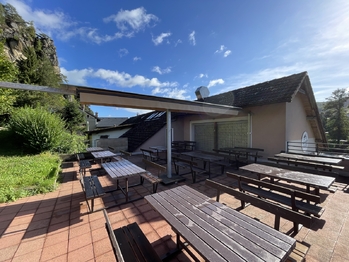 letní terasa - Pronájem restaurace 400 m², Malá Skála