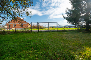 Prodej pozemku 1000 m², Trhový Štěpánov