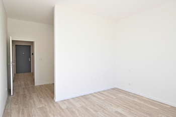 Ložnice + šatna - Pronájem bytu 2+kk v osobním vlastnictví 86 m², České Budějovice