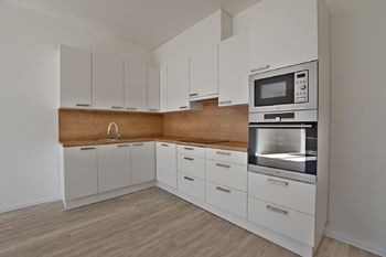 Kuchyň - Pronájem bytu 2+kk v osobním vlastnictví 86 m², České Budějovice