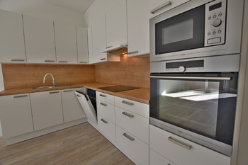 Kuchyňská linka - Pronájem bytu 2+kk v osobním vlastnictví 86 m², České Budějovice