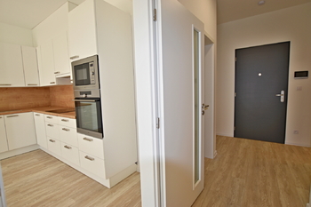Chodba - Pronájem bytu 2+kk v osobním vlastnictví 86 m², České Budějovice