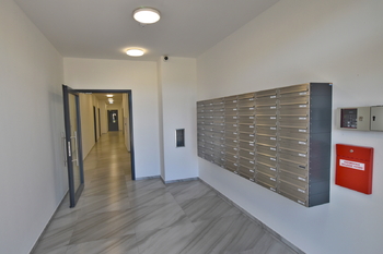 Společné prostory - Pronájem bytu 2+kk v osobním vlastnictví 86 m², České Budějovice