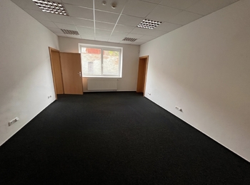 Pronájem kancelářských prostor 42 m², Třebíč