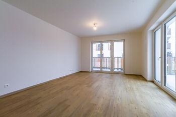 obývací pokoj - Prodej bytu 3+kk v družstevním vlastnictví 89 m², Vrchlabí