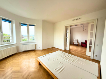 Pronájem bytu 2+1 v osobním vlastnictví 85 m², Praha 5 - Hlubočepy