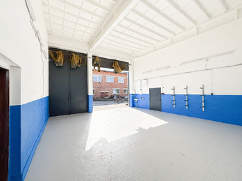 Pronájem skladovacích prostor 67 m², Radnice