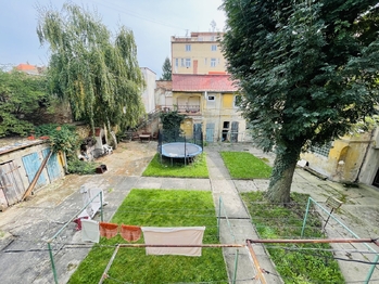 Dvůr  - Prodej domu 121 m², Duchcov