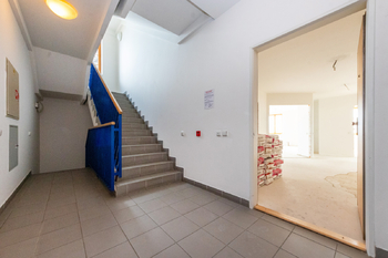 Prodej bytu 3+1 v osobním vlastnictví 144 m², Praha 6 - Veleslavín