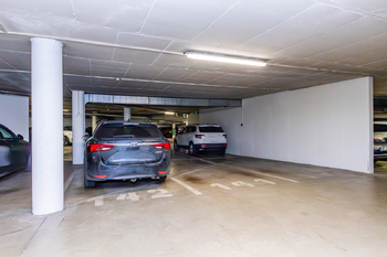 Prodej bytu 3+1 v osobním vlastnictví 144 m², Praha 6 - Veleslavín