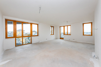 Prodej bytu 3+1 v osobním vlastnictví 144 m², Praha 6 - Veleslavín