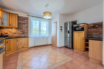 Prodej domu 243 m², Zvánovice