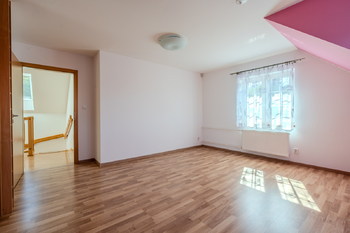 Prodej domu 243 m², Zvánovice