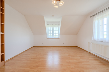 Prodej domu 243 m², Zvánovice