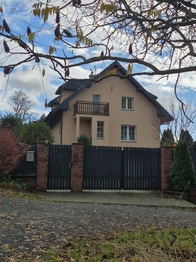 Prodej domu 243 m², Zvánovice