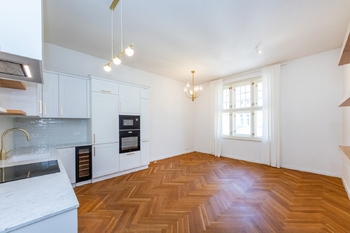 Pronájem bytu 2+kk v osobním vlastnictví 76 m², Praha 6 - Bubeneč