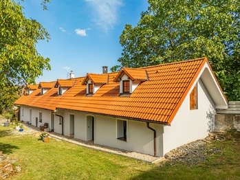 Prodej domu 681 m², Stříbrná Skalice