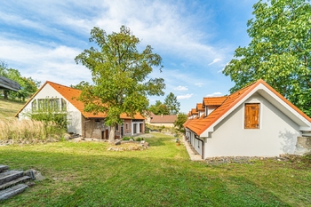 Prodej domu 681 m², Stříbrná Skalice