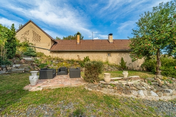 Prodej domu 681 m², Stříbrná Skalice