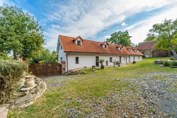 Prodej domu 681 m², Stříbrná Skalice