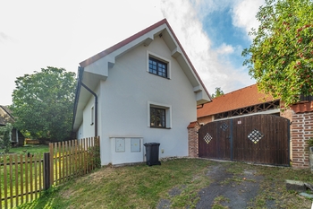 Prodej domu 681 m², Stříbrná Skalice