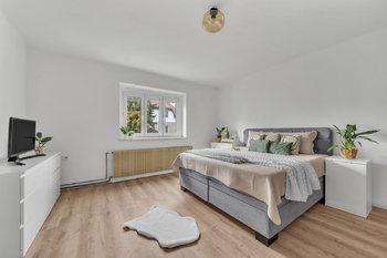 Prodej domu 240 m², Zbuzany