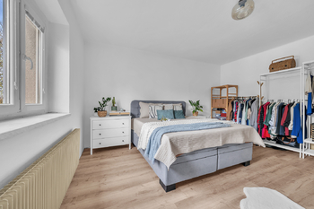 Prodej domu 240 m², Zbuzany