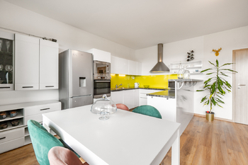 Prodej bytu 4+kk v osobním vlastnictví 122 m², Dolní Břežany