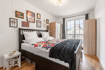 ložnice - Prodej bytu 4+kk v osobním vlastnictví 122 m², Dolní Břežany